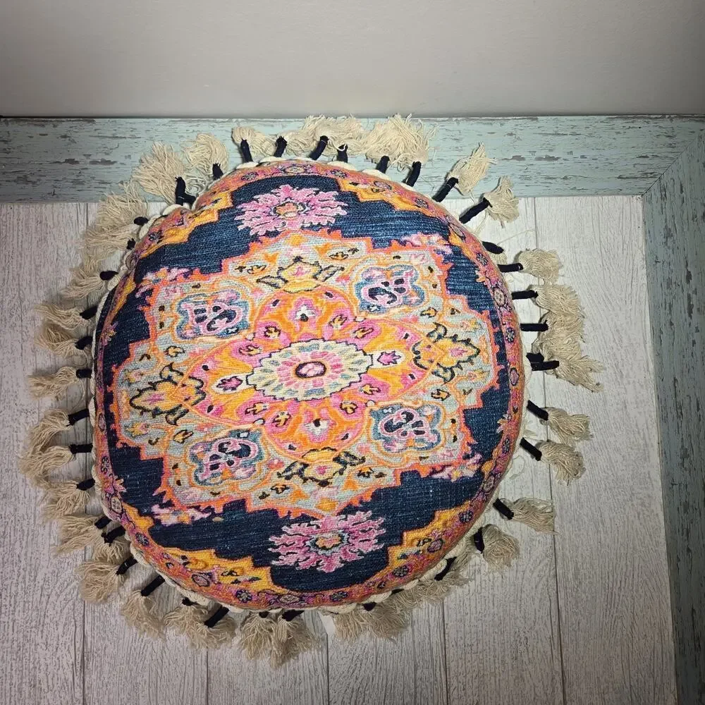 Bohemian-style Accent Pillow Multicolor Mandala Pattern Tassels 16